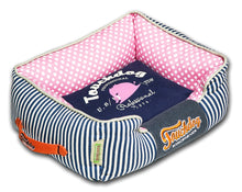 Pet Beds Touchdog Polka-Striped Polo Easy Wash Rectangular Fashion Dog Bed - Doggy Sauce