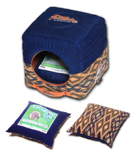 Pet Beds Touchdog 70's Vintage-Tribal Throwback Convertible and Reversible Squared 2-in-1 Collapsible Dog House Bed - Doggy Sauce